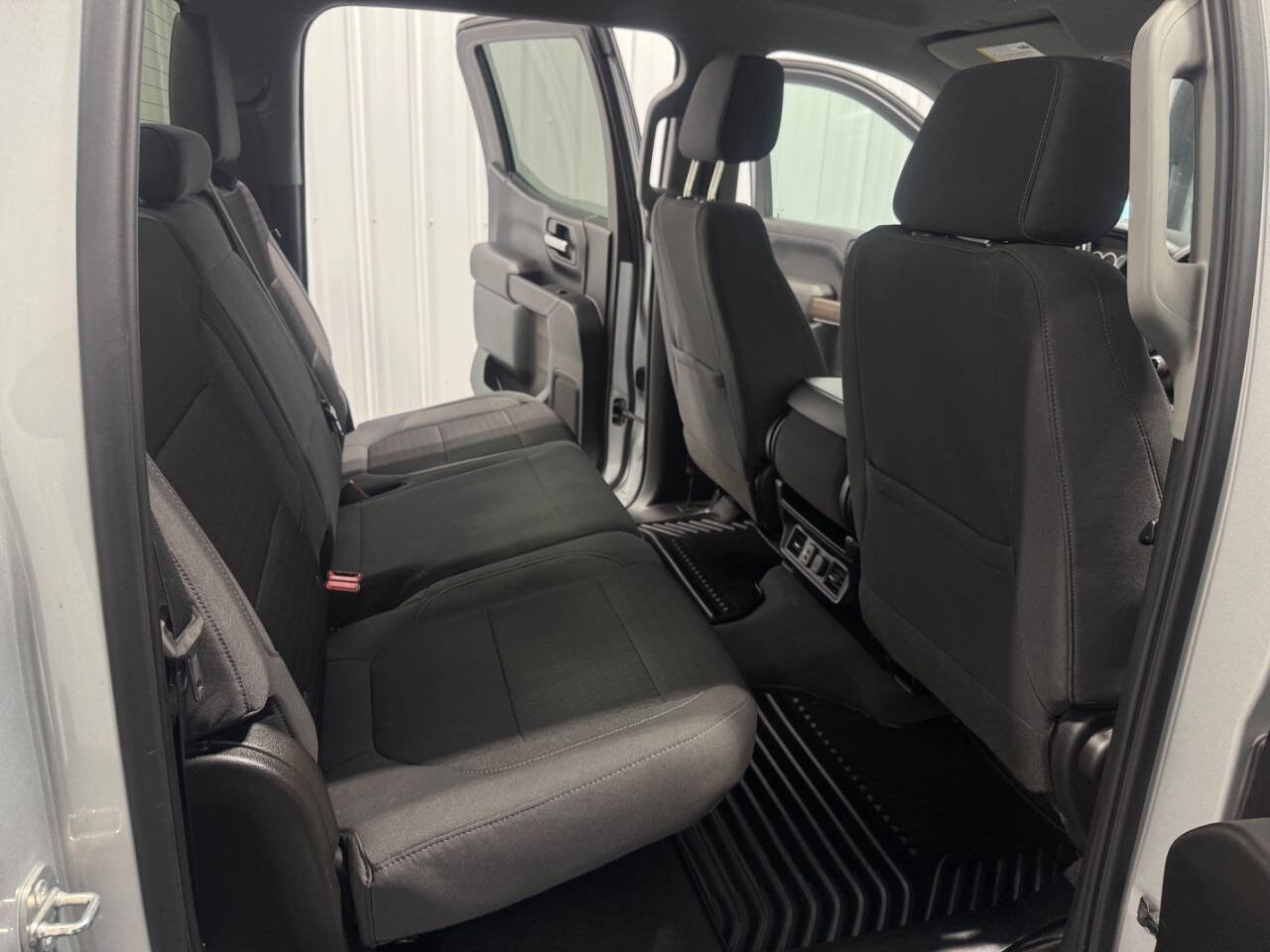 Used 2021 Chevrolet Silverado 1500 LT image 26