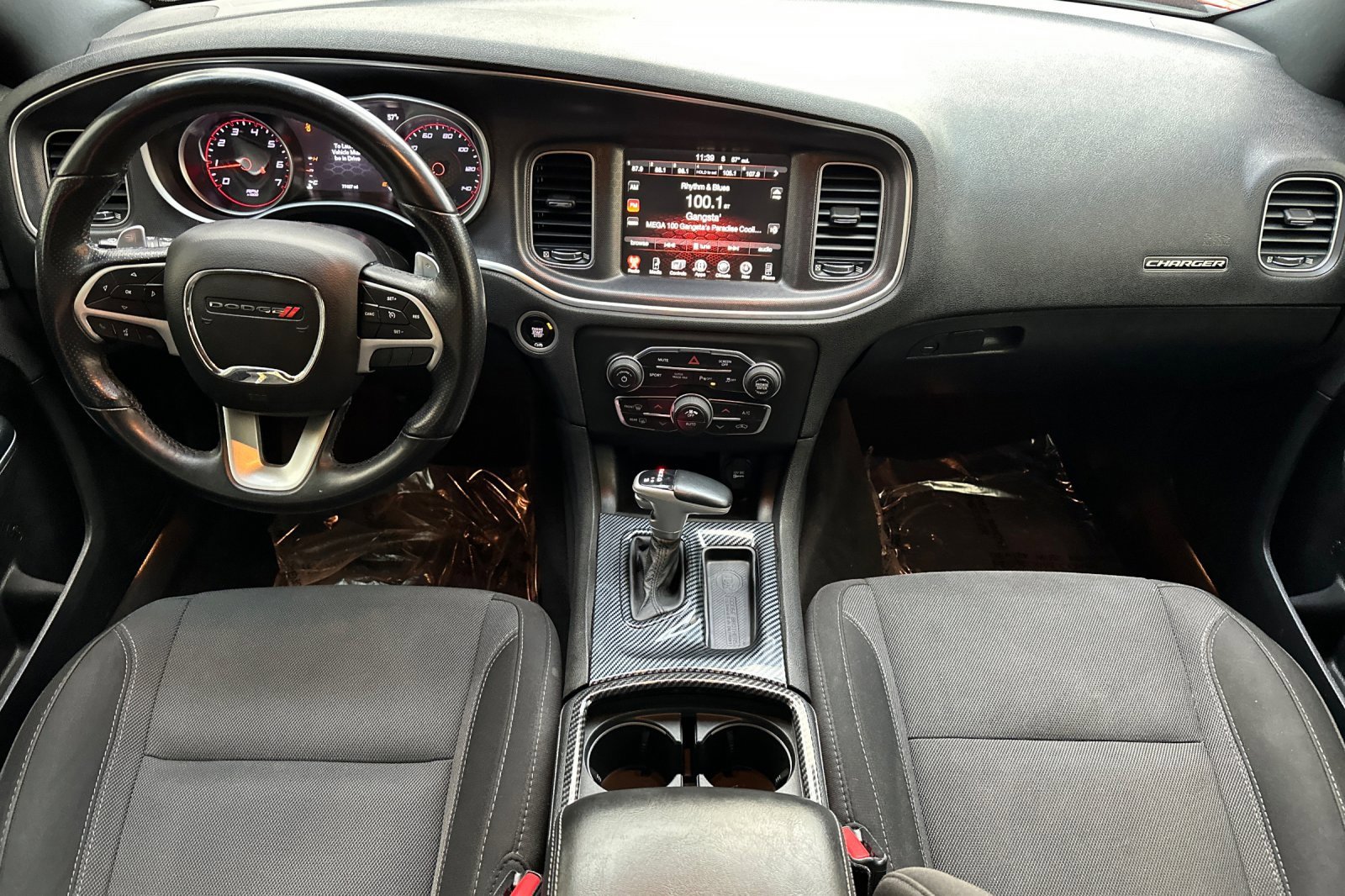 Used 2018 Dodge Charger GT image 10