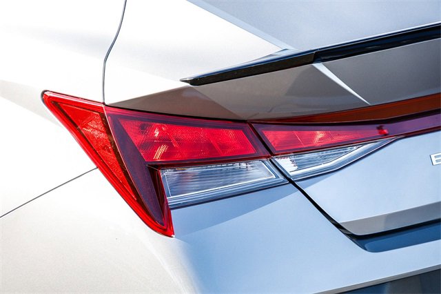 Certified 2025 Hyundai Elantra Sport image 10