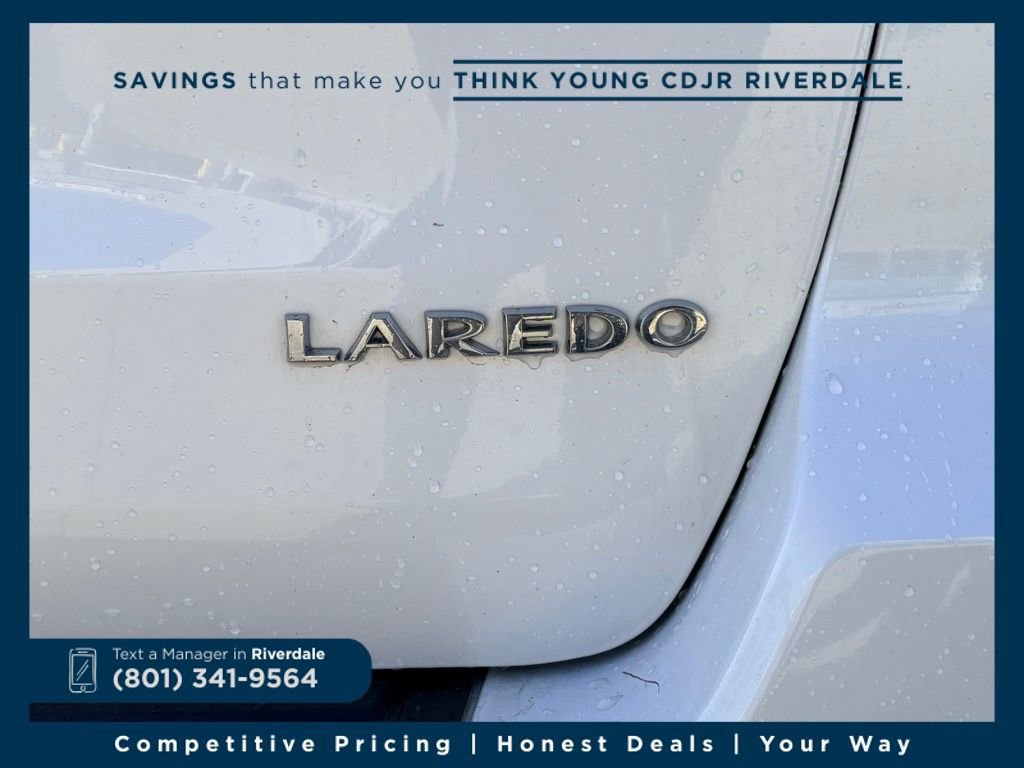 Used 2022 Jeep Grand Cherokee Laredo X image 6