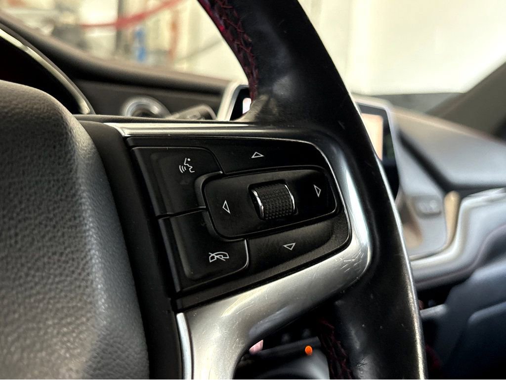 Used 2019 Chevrolet Blazer RS w/ Sun and Wheels Package FWD image 18