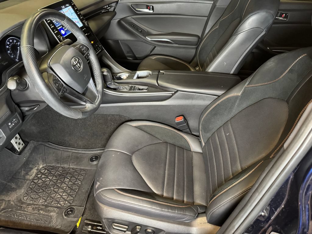 Used 2021 Toyota Avalon XSE FWD image 20