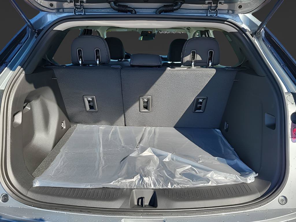 New 2027 Chevrolet Bolt LT w/ Comfort Package FWD image 9