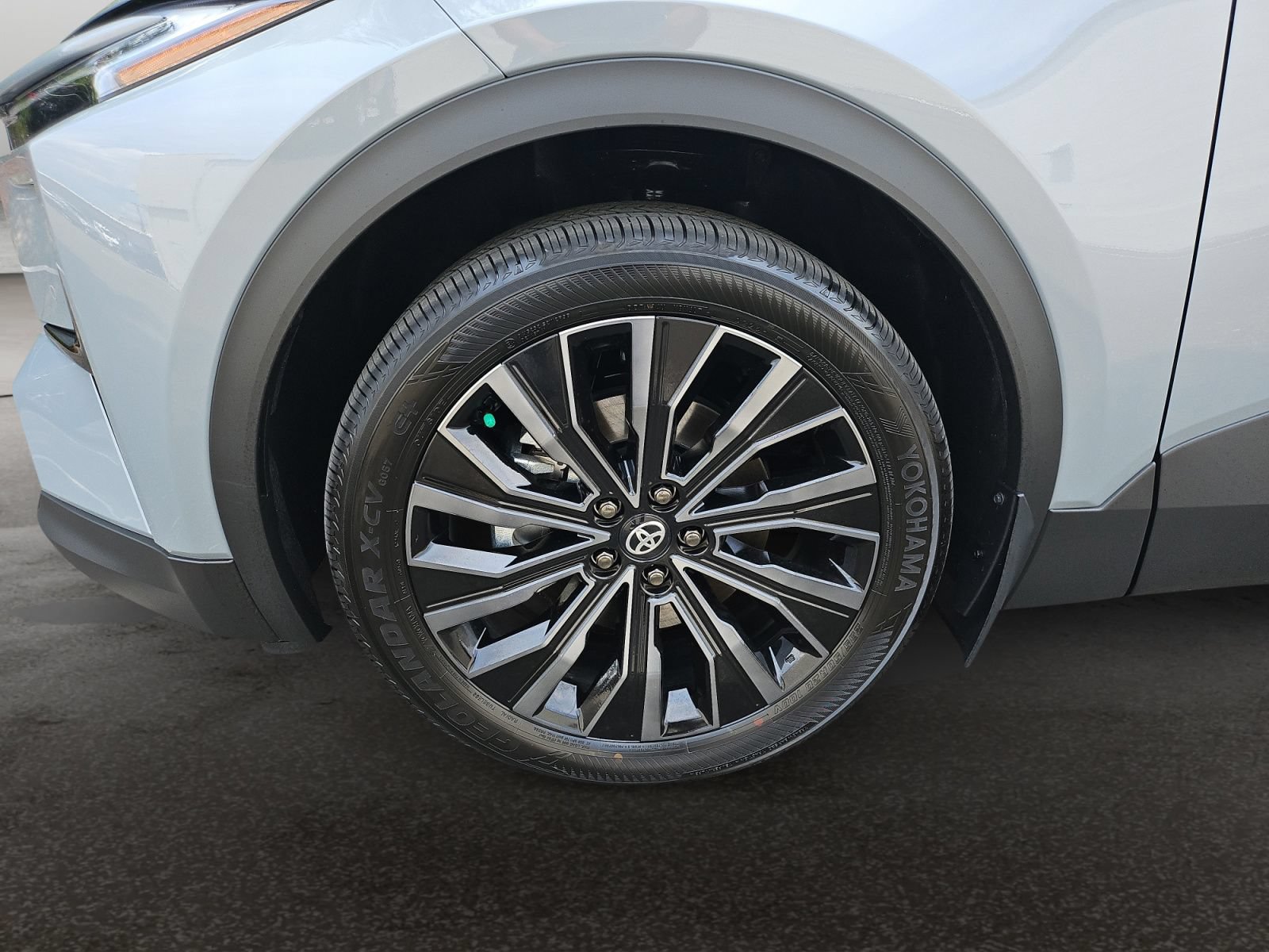 Used 2026 Toyota C-HR w/ Cold Weather Package AWD/4WD image 39