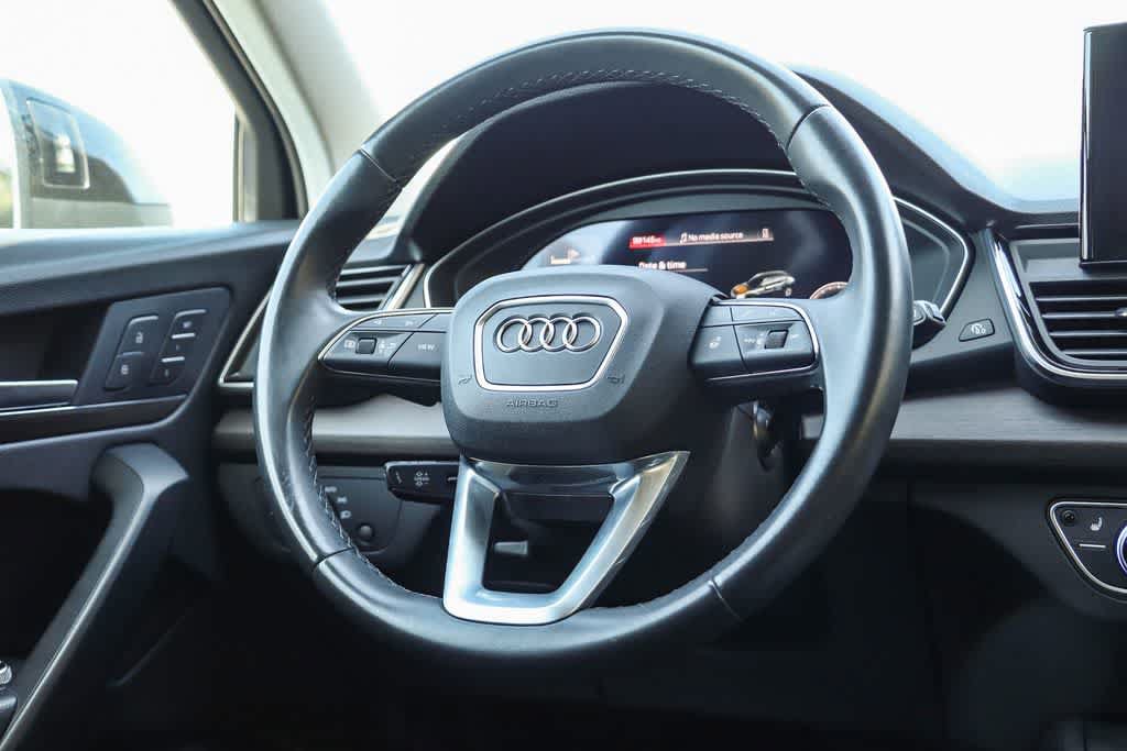 Used 2023 Audi Q5 e Premium w/ Convenience Package AWD/4WD image 14