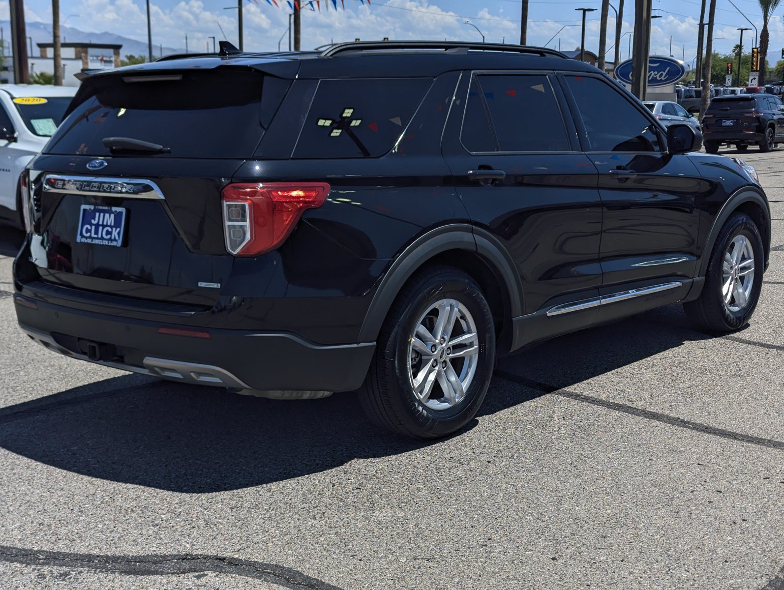 Certified 2020 Ford Explorer XLT w/ Equipment Group 202A RWD image 2