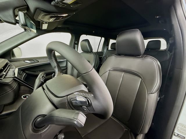 New 2025 Jeep Grand Cherokee L Limited w/ Luxury Tech Group II image 21