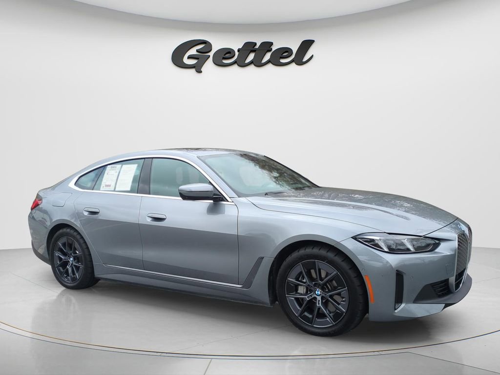 Used 2025 BMW i4 eDrive40 w/ Parking Assistance Package image 2