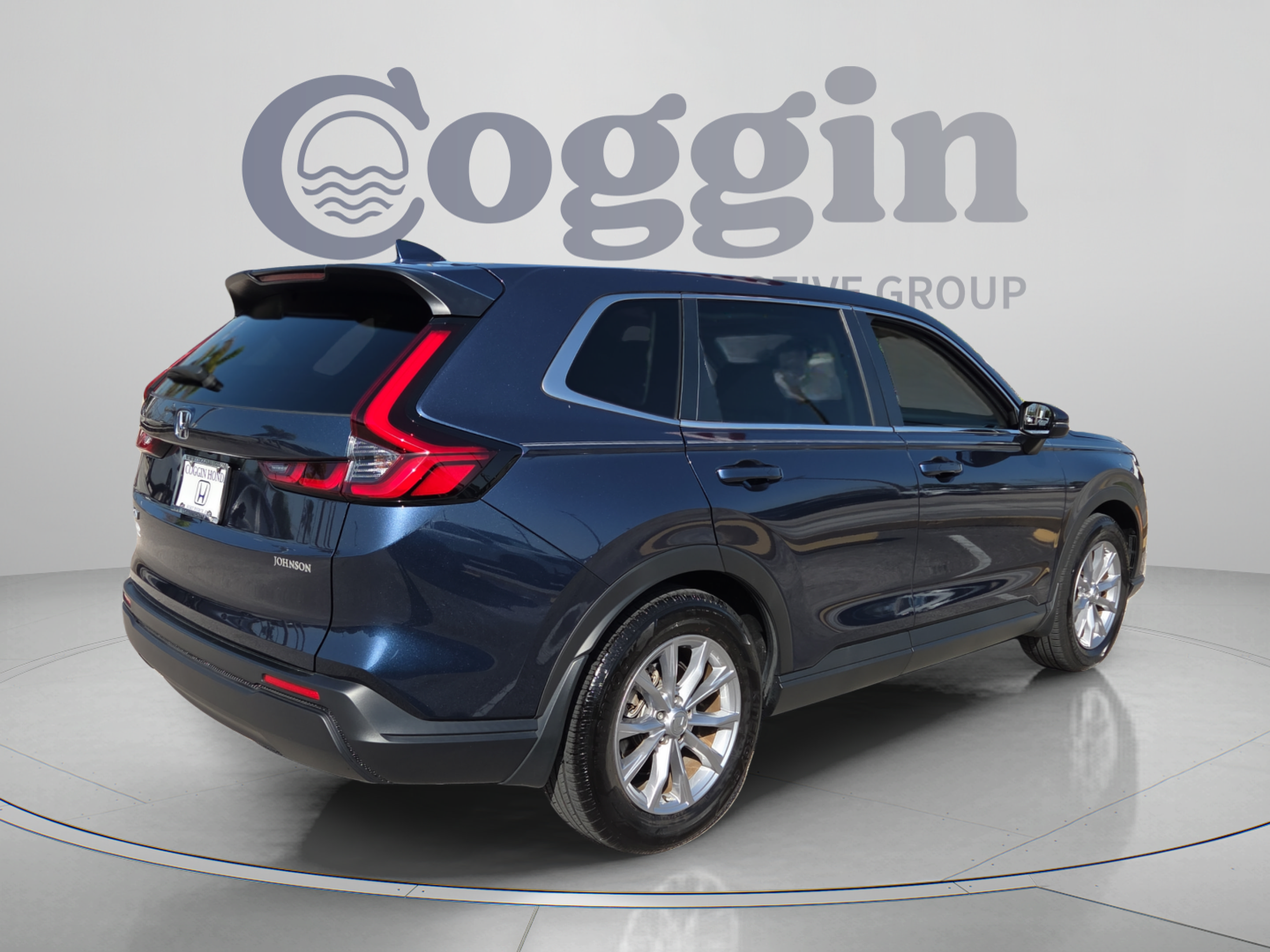 Used 2025 Honda CR-V EX image 5