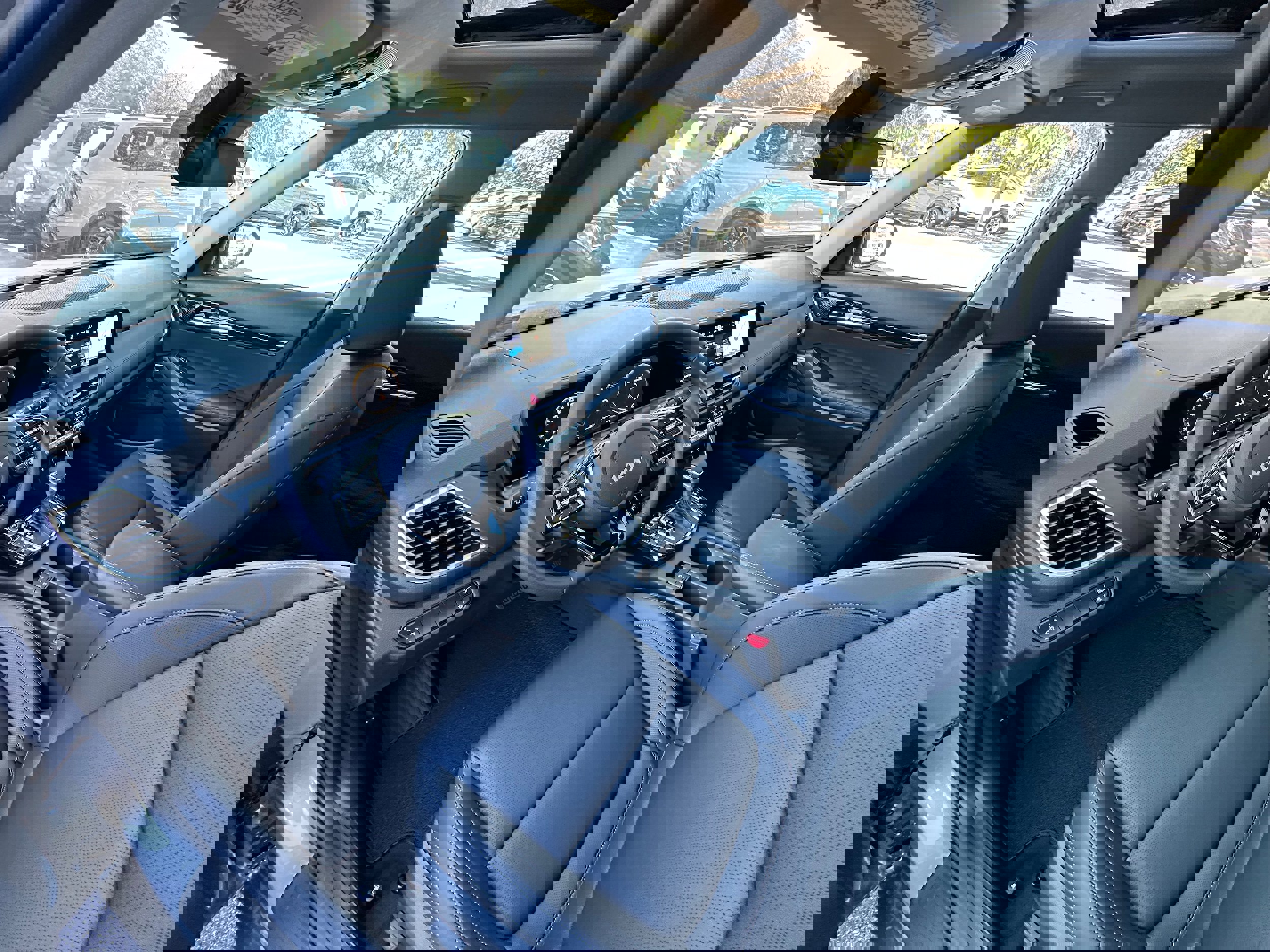 New 2026 Kia Seltos SX w/ SX Sunroof Package image 33