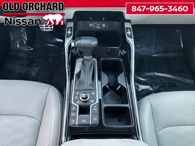 Used 2025 Kia Sorento SX AWD/4WD image 18