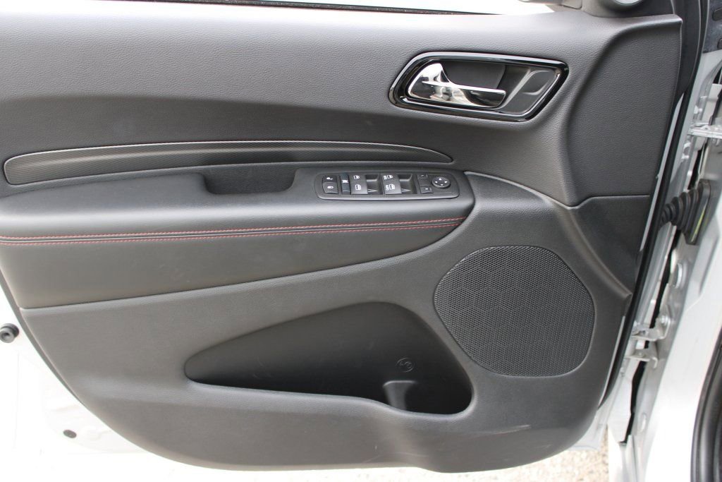 Used 2024 Dodge Durango R/T w/ Blacktop Package image 9