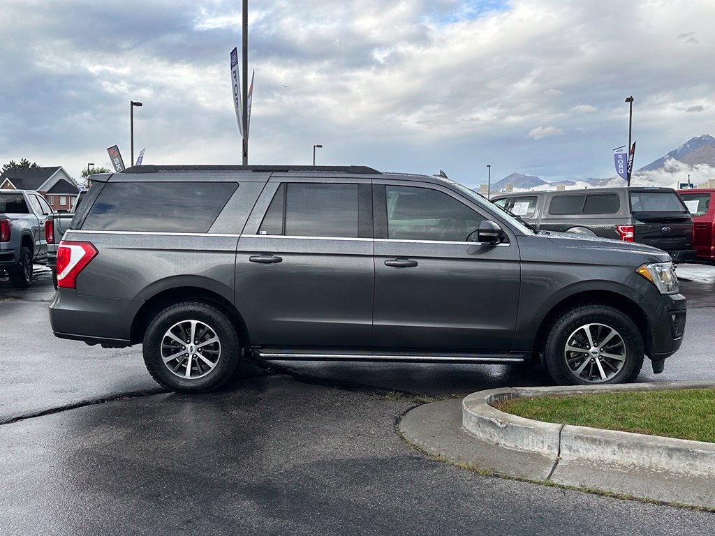 Used 2018 Ford Expedition Max XLT w/ Equipment Group 202A AWD/4WD image 5