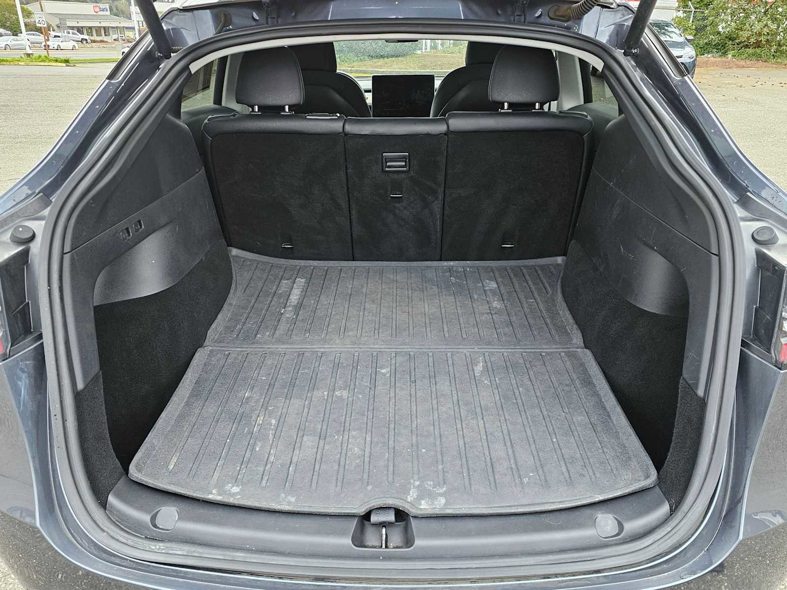 Used 2020 Tesla Model Y Long Range image 14