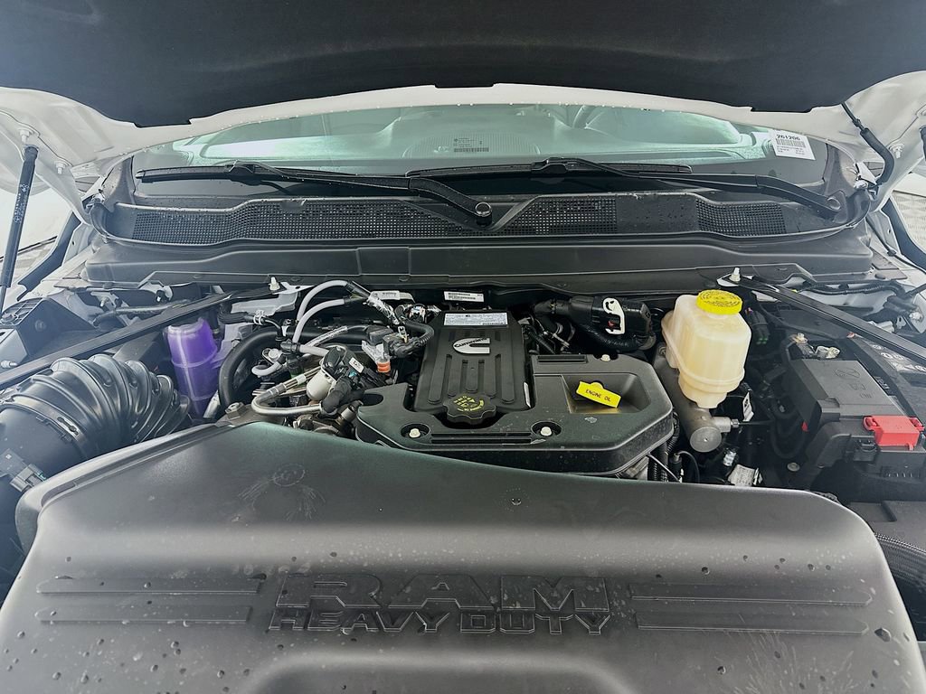 New 2026 RAM 5500 Tradesman AWD/4WD image 17