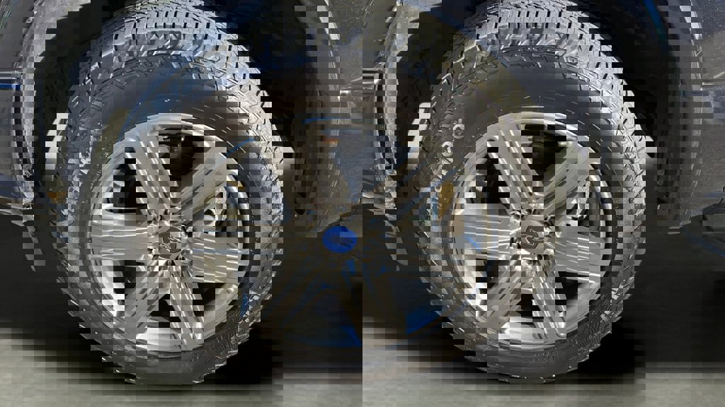 Used 2020 Ford F150 Lariat image 13