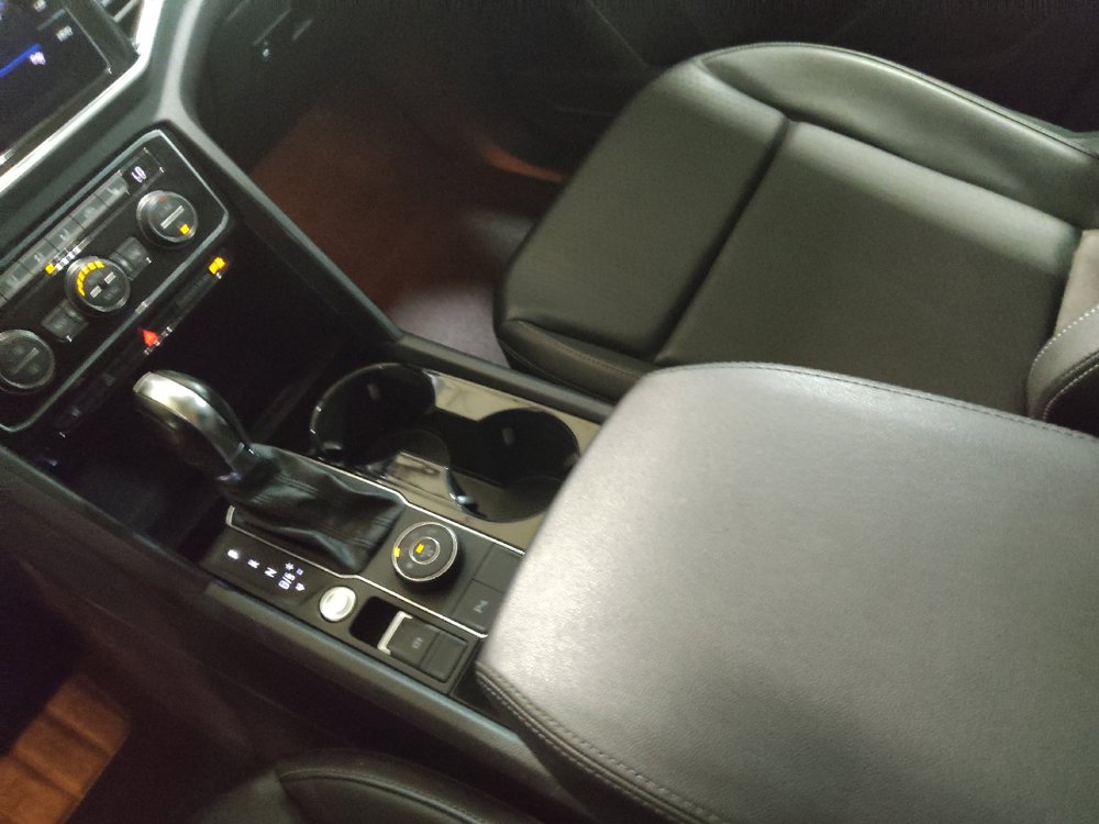 Used 2019 Volkswagen Atlas SEL AWD/4WD image 26