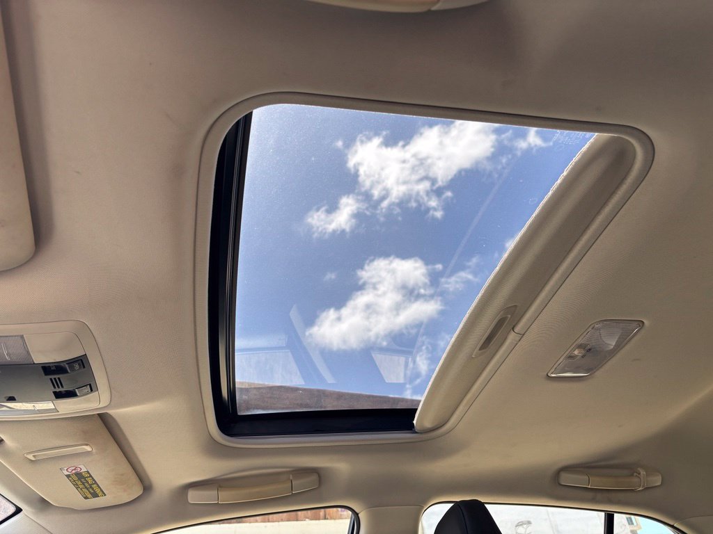 Used 2014 Lexus CT 200h FWD image 18