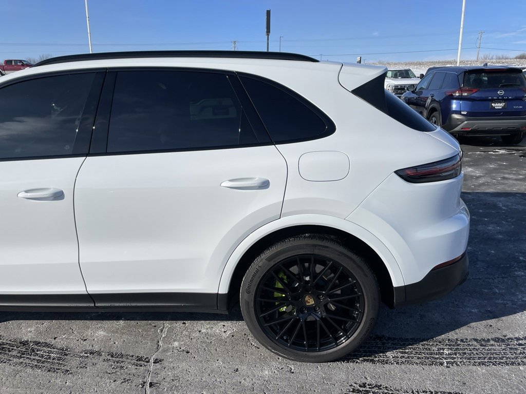 Used 2021 Porsche Cayenne Base image 44