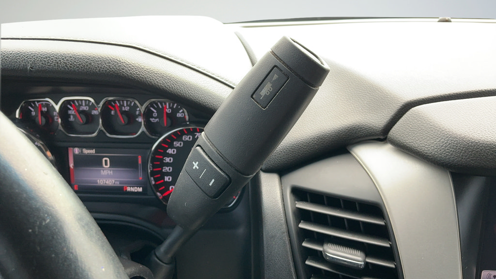 Used 2016 GMC Yukon SLE RWD image 15