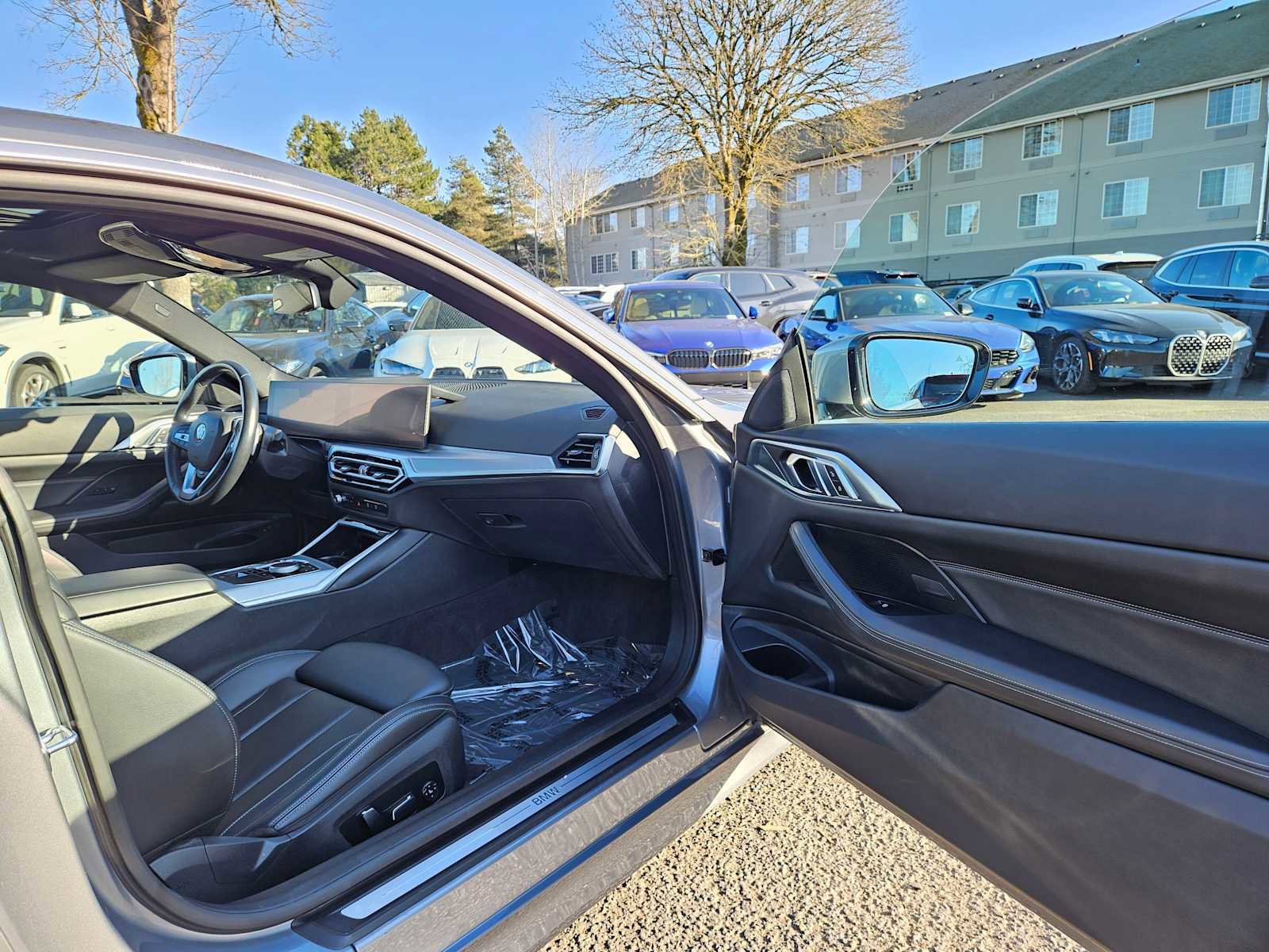 Used 2024 BMW 430i xDrive Coupe w/ Premium Package image 20