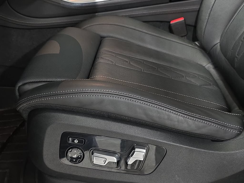 Used 2020 BMW X5 M50i w/ Executive Package AWD/4WD image 24