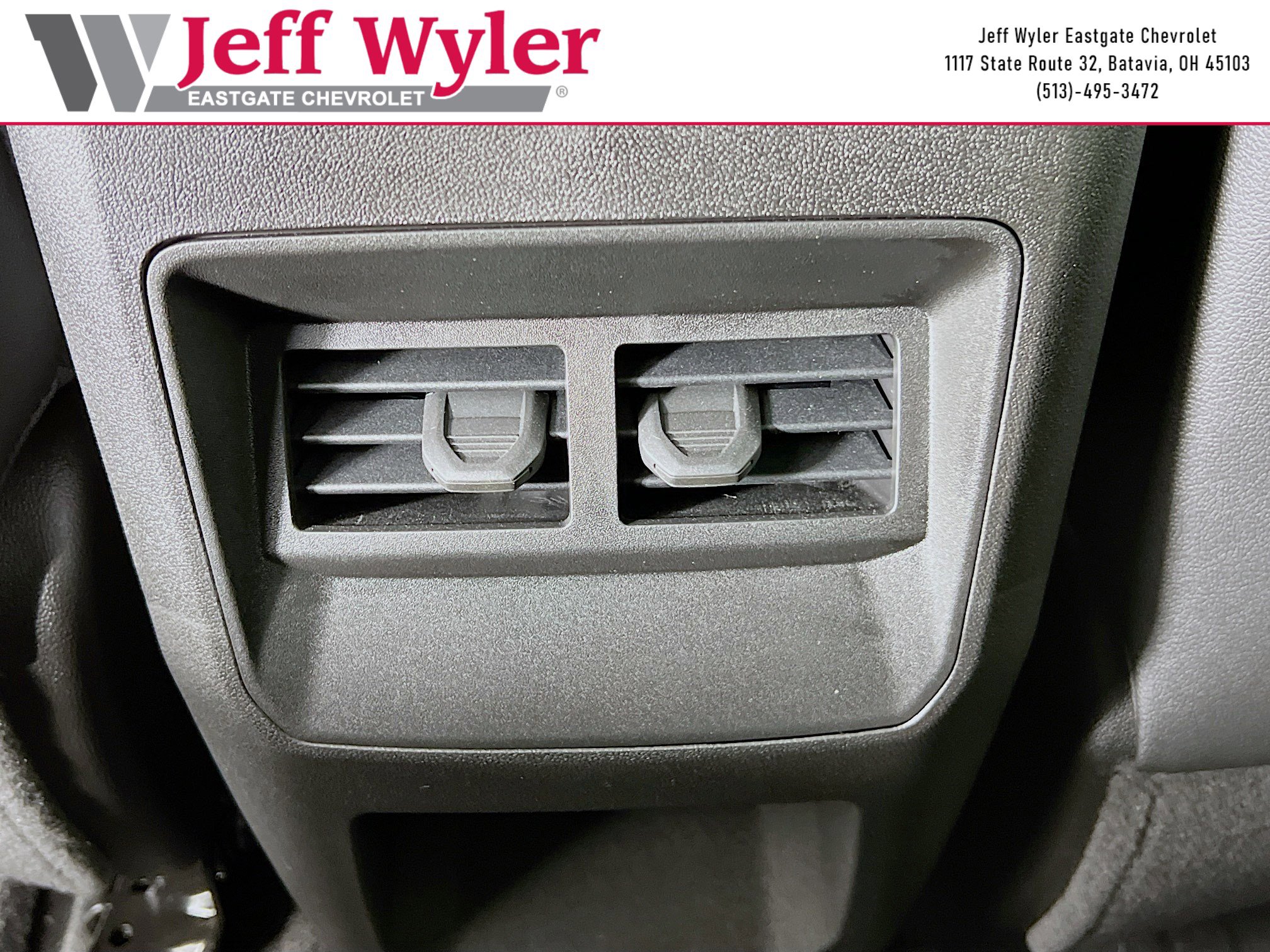 New 2026 Chevrolet Colorado Trail Boss w/ Off-Road Front Bumper Package image 26