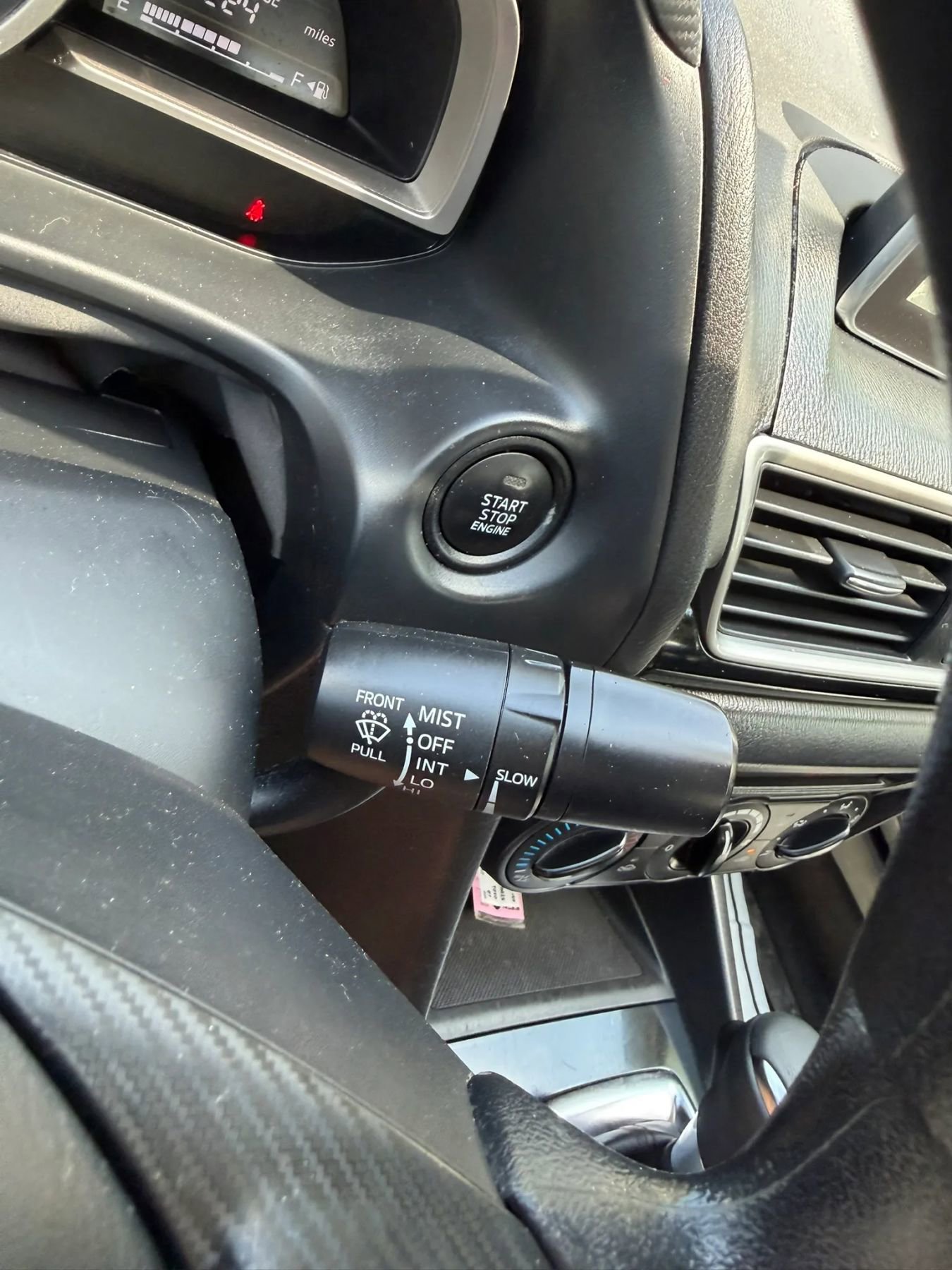 Used 2016 MAZDA MAZDA3 i Sport image 22