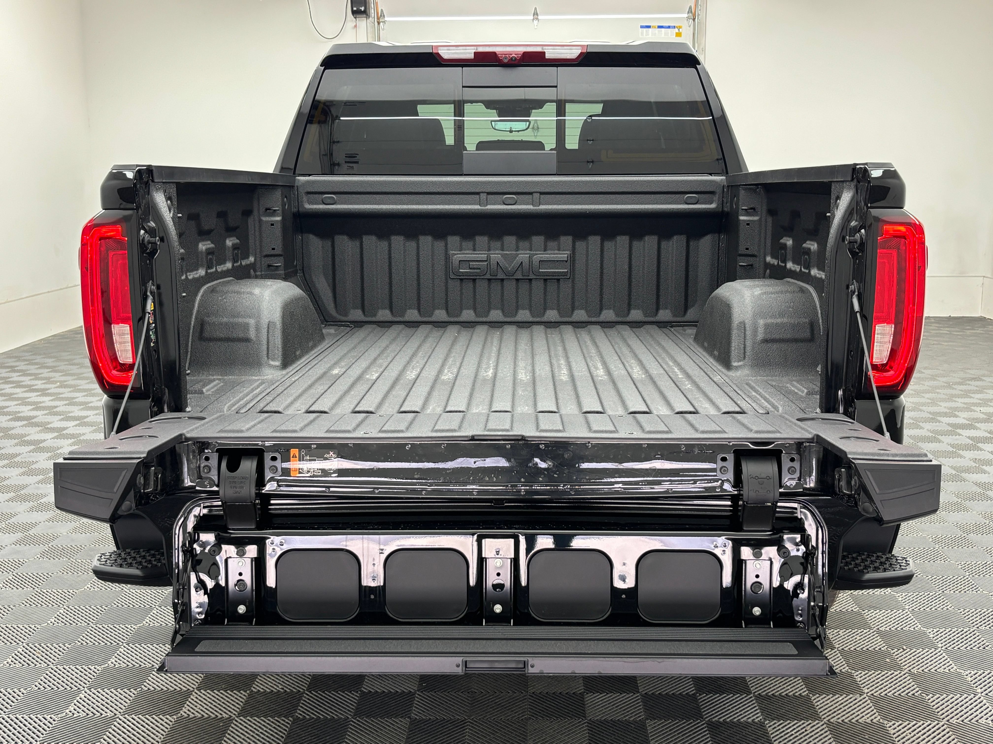 New 2026 GMC Sierra 1500 Denali AWD/4WD image 12