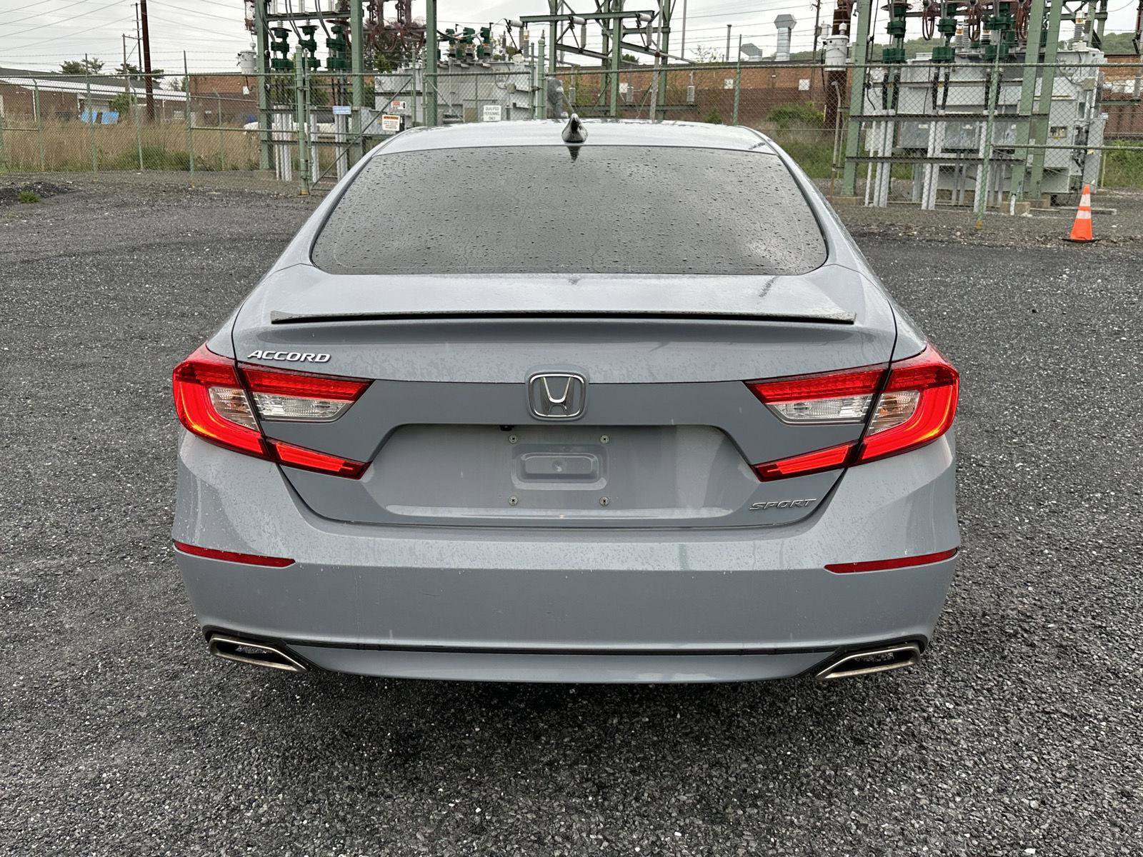 Used 2022 Honda Accord Sport image 7