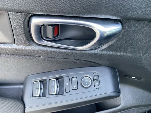 Used 2025 Honda Civic Sport image 13