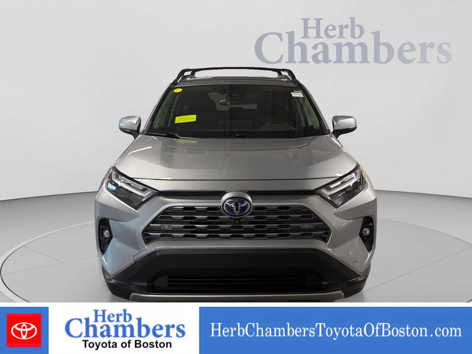 Used 2022 Toyota RAV4 Limited AWD/4WD image 2