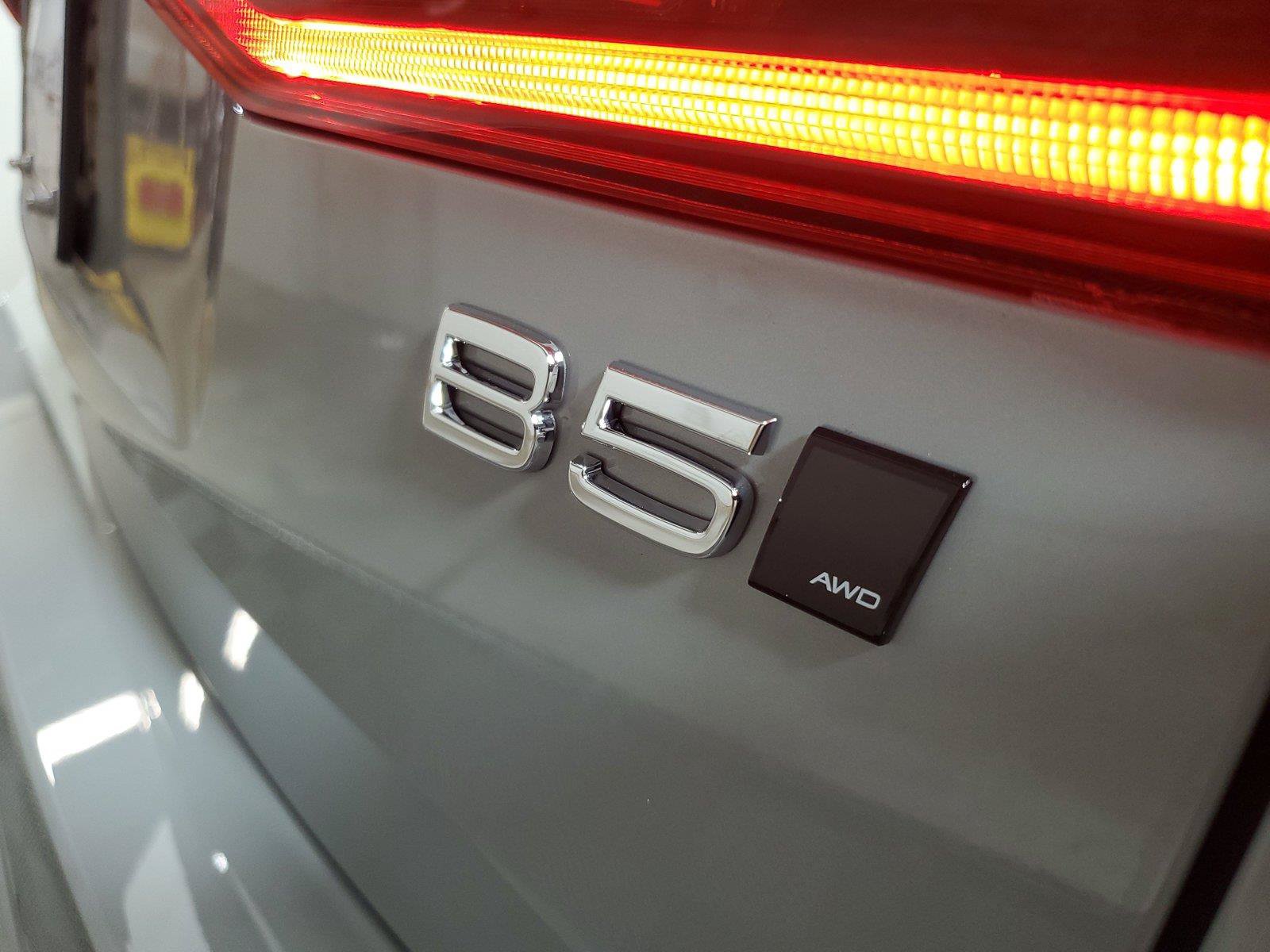 New 2027 Volvo XC60 B5 Ultra AWD/4WD image 7