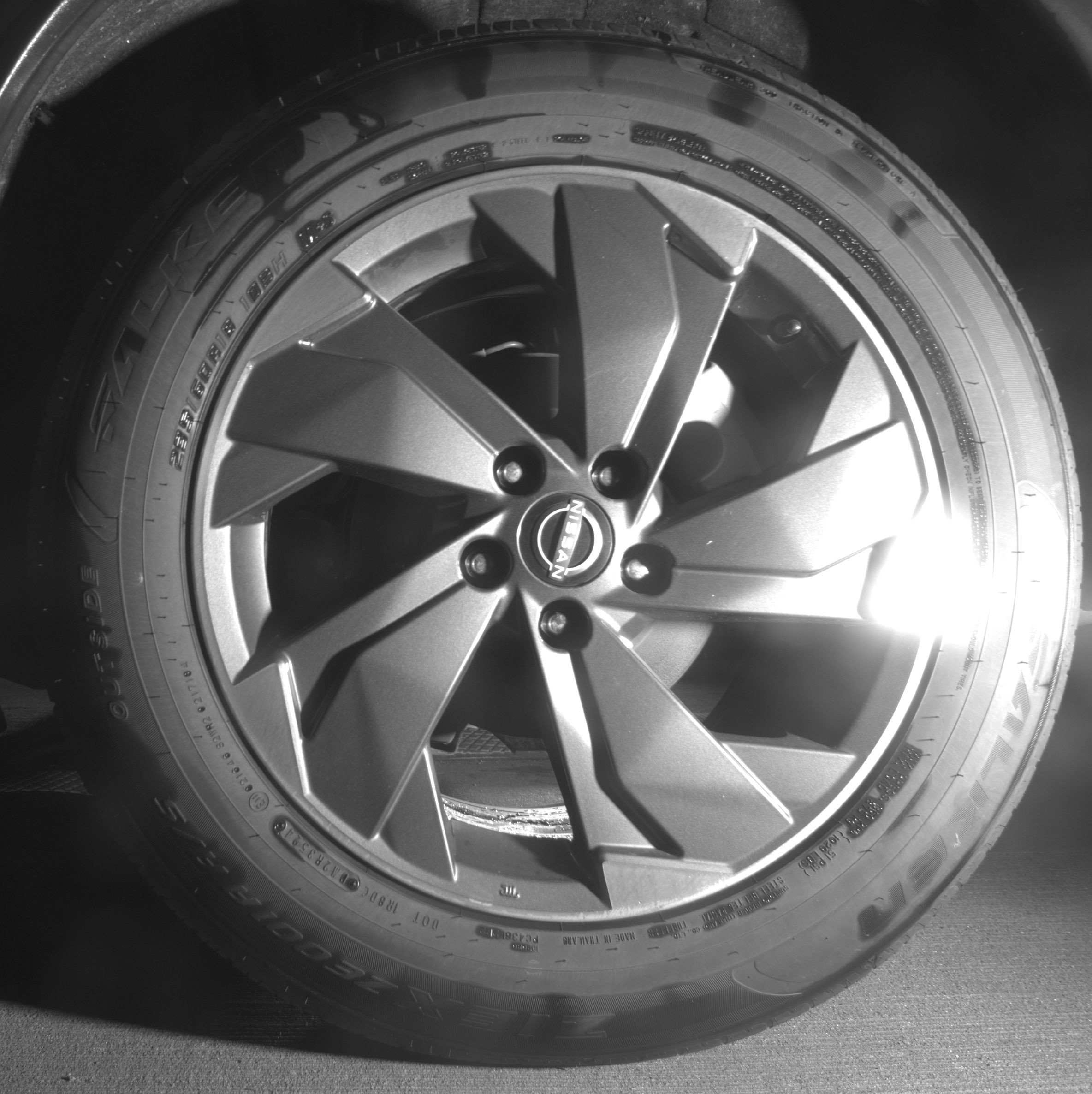 Used 2025 Nissan Rogue SV FWD image 14
