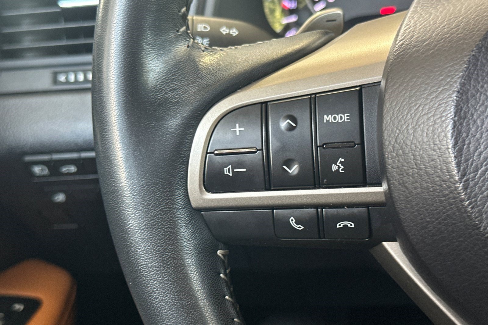 Used 2021 Lexus RX 350 AWD w/ Premium Package image 29