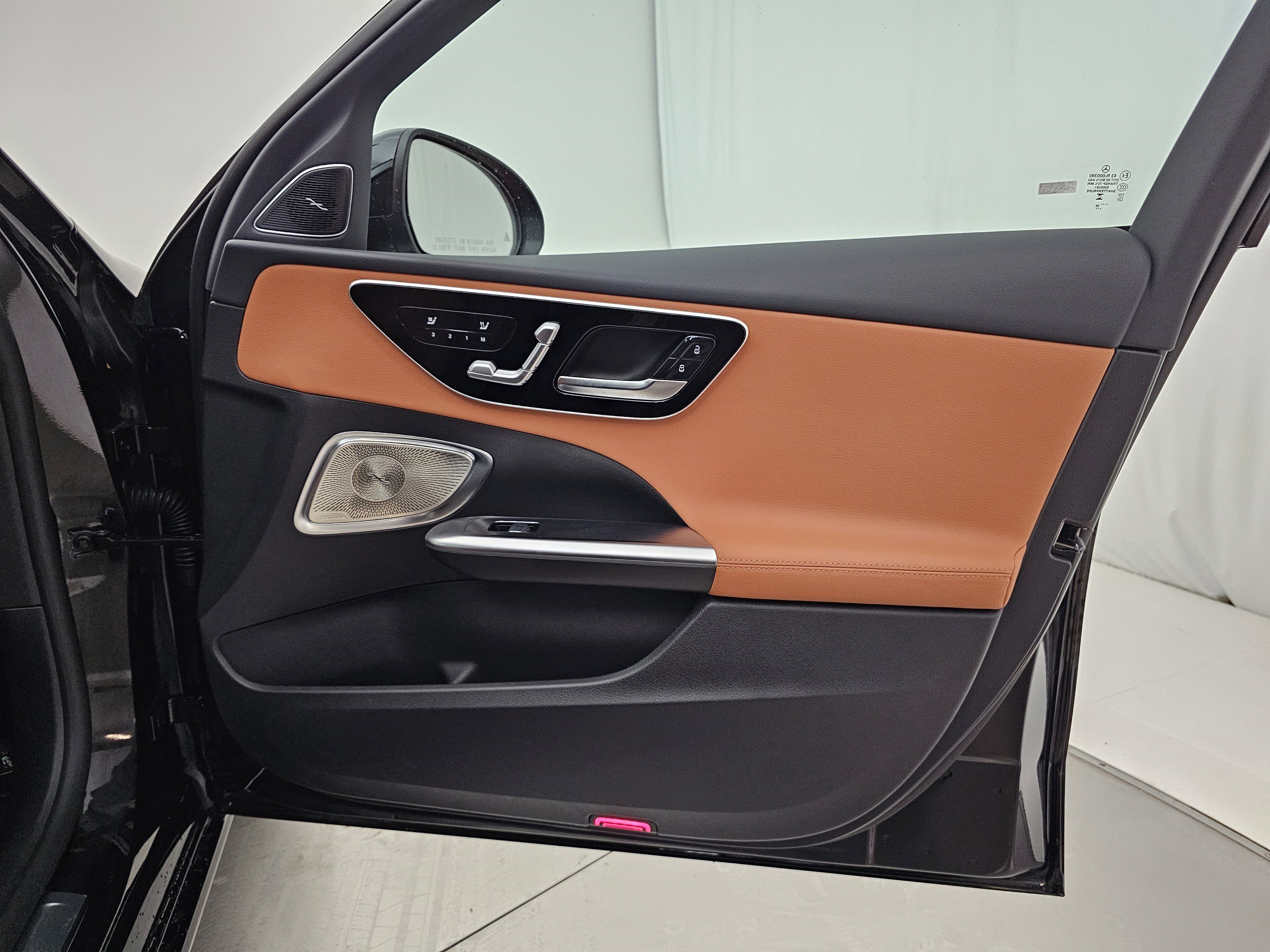 Certified 2025 Mercedes-Benz C 300 4MATIC Sedan image 18