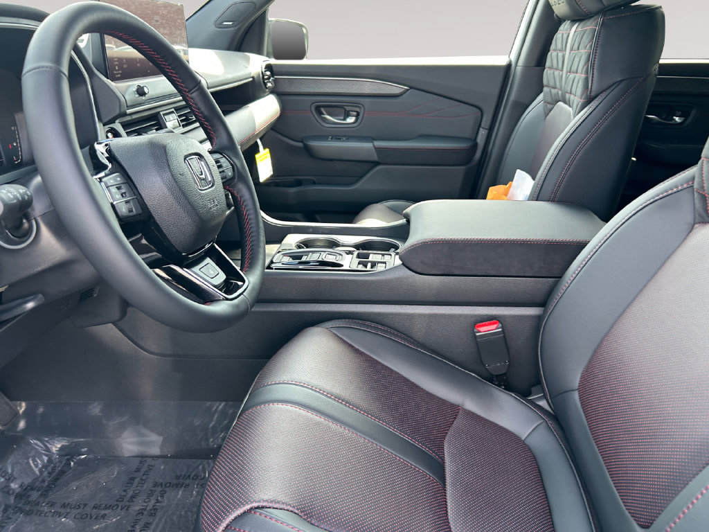 New 2026 Honda Pilot Black Edition image 9
