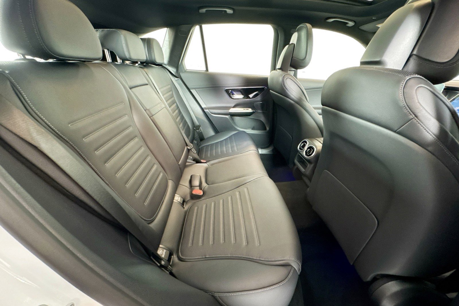 New 2026 Mercedes-Benz GLC 43 AMG 4MATIC image 24