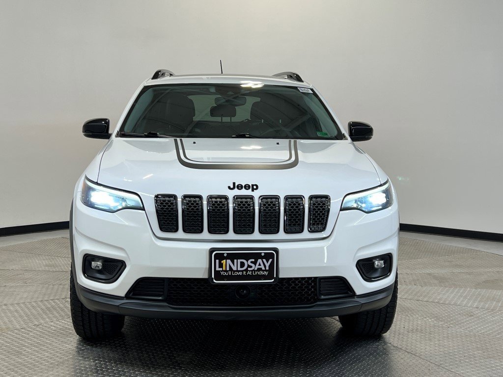 Used 2022 Jeep Cherokee Latitude w/ Sun & Sound Group image 2