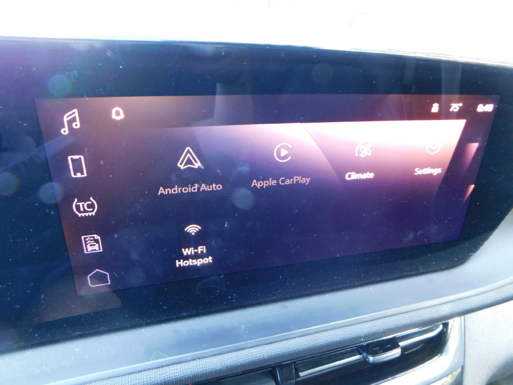 Used 2024 Buick Envista Sport Touring w/ Convenience I Package FWD image 9