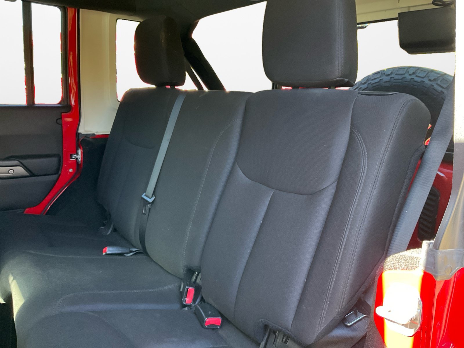 Used 2015 Jeep Wrangler Unlimited Sport w/ Quick Order Package 24S AWD/4WD image 15