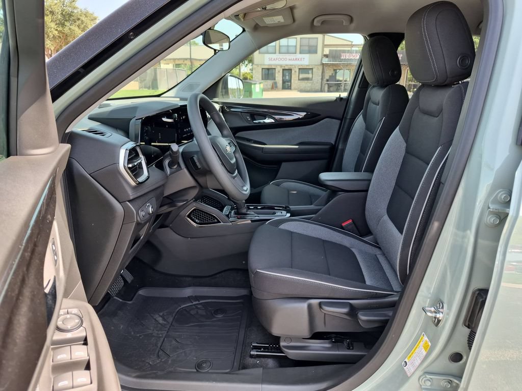 New 2026 Chevrolet TrailBlazer LS w/ LS Convenience Package FWD image 17