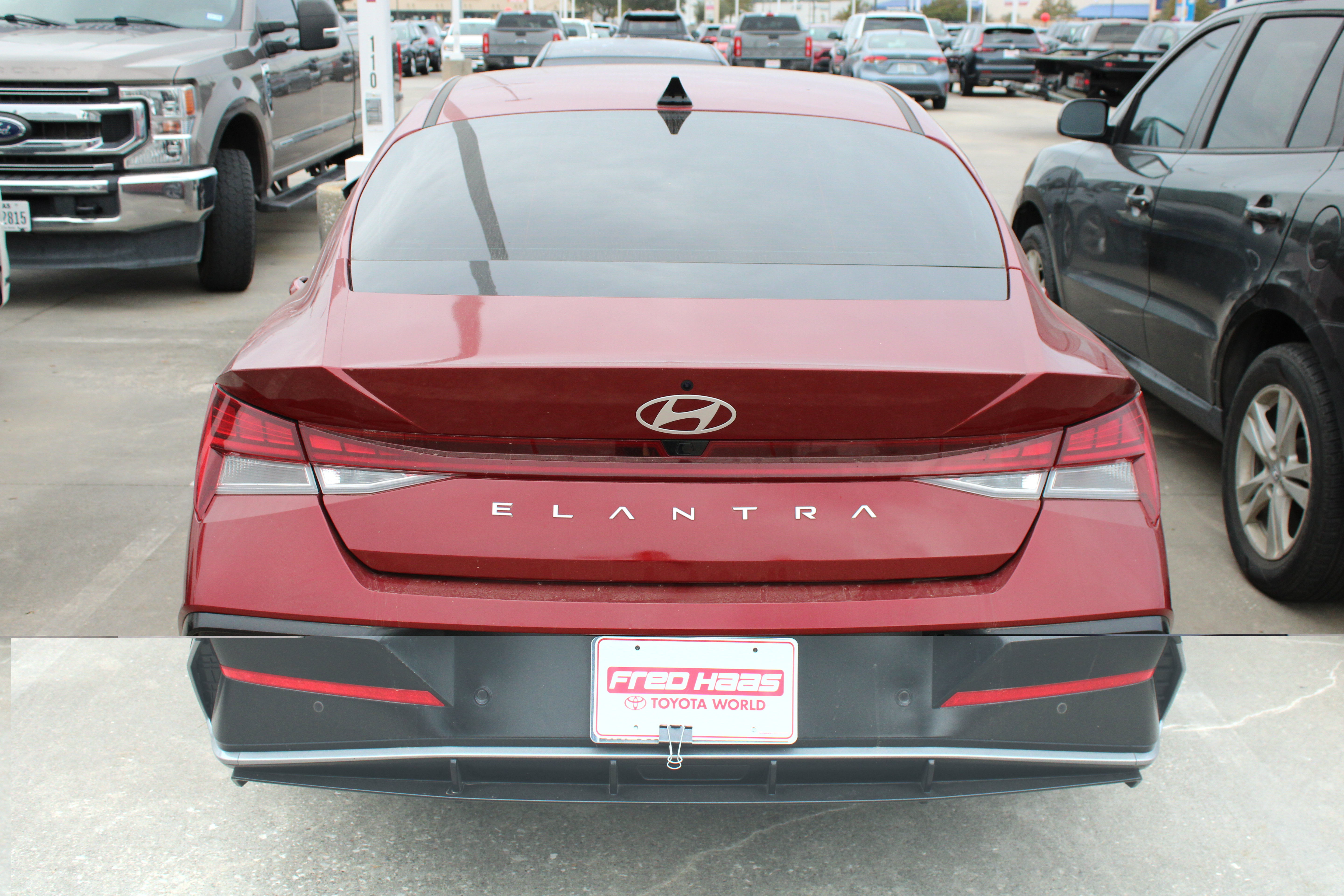 Used 2024 Hyundai Elantra Limited FWD image 7