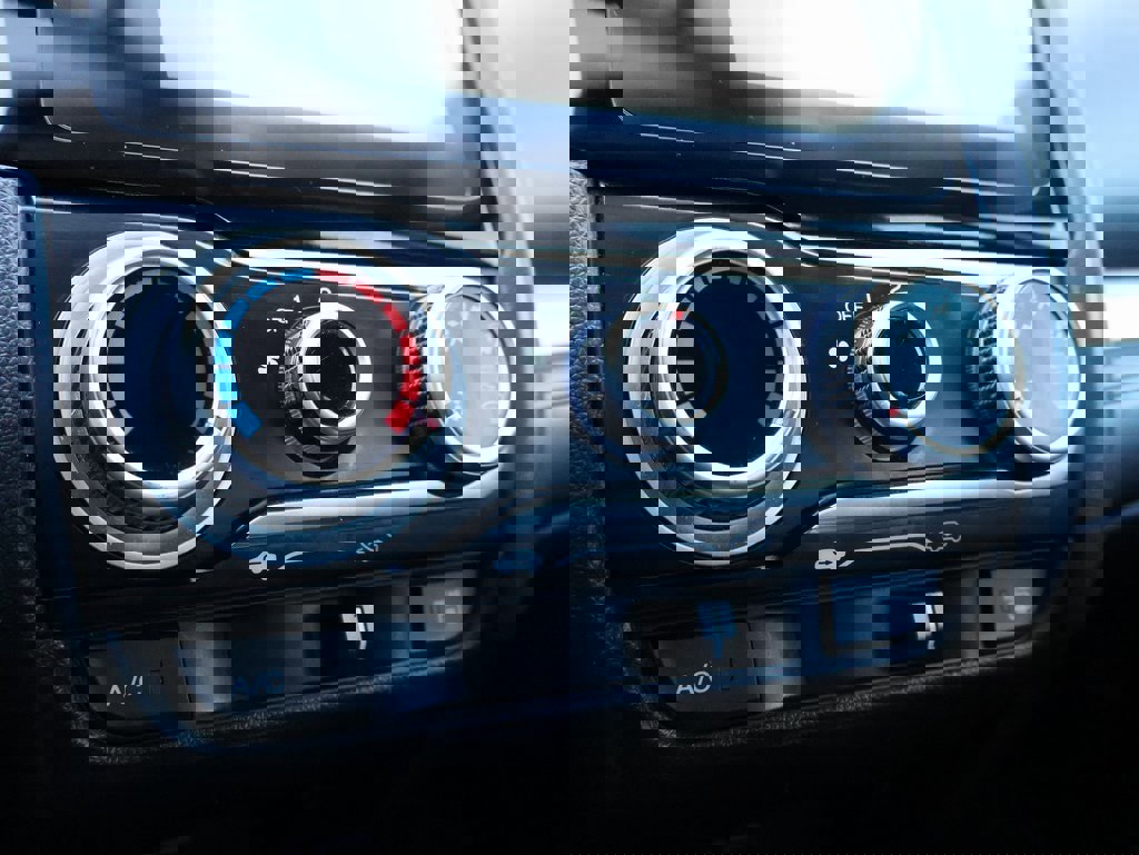 Used 2015 Honda Fit image 37