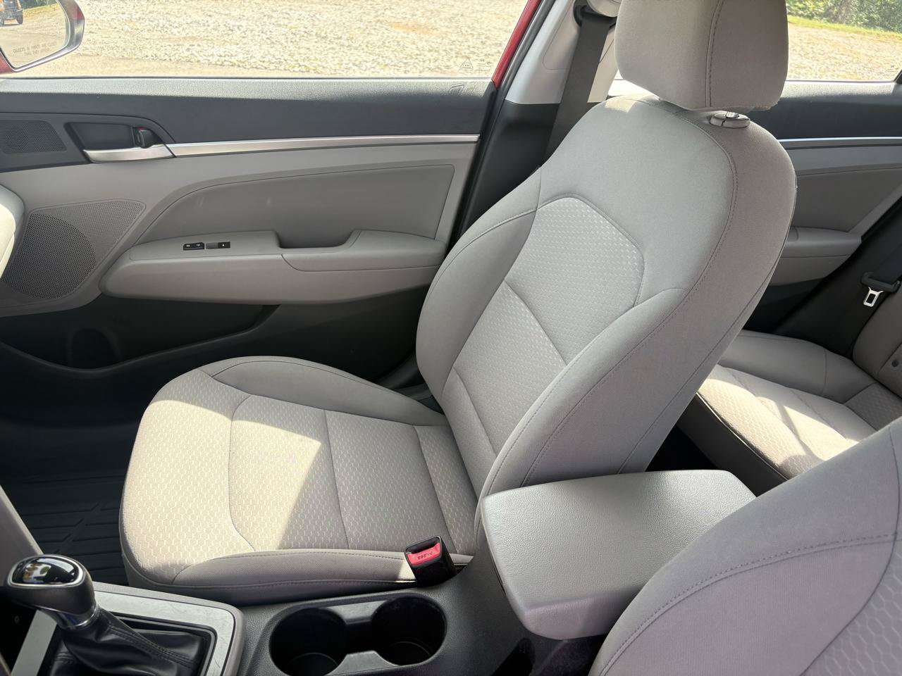 Used 2020 Hyundai Elantra SEL FWD image 16