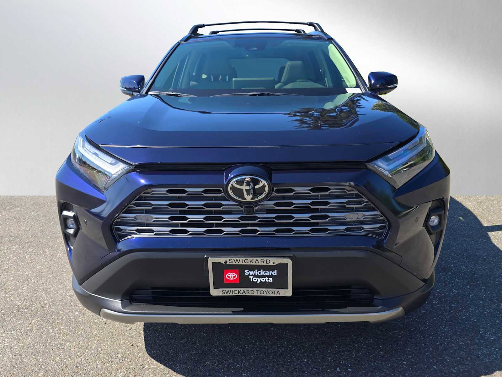 Used 2025 Toyota RAV4 Limited w/ Advanced Technology Package AWD/4WD image 8