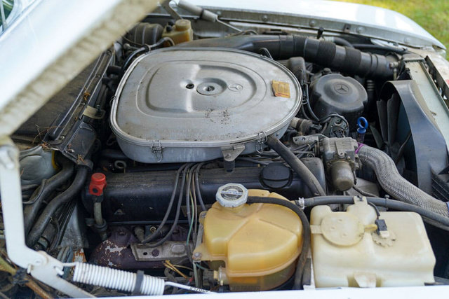 Used 1989 Mercedes-Benz 560 SL image 19
