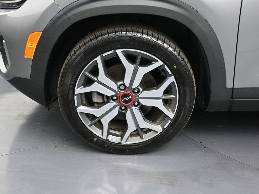 Used 2023 Kia Seltos SX AWD/4WD image 9