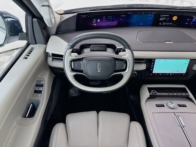 New 2025 Lincoln Navigator Reserve image 24