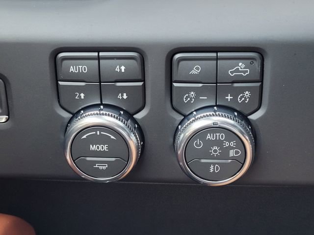 New 2026 GMC Sierra 3500 Denali Ultimate w/ LPO, Black Badging Package AWD/4WD image 18